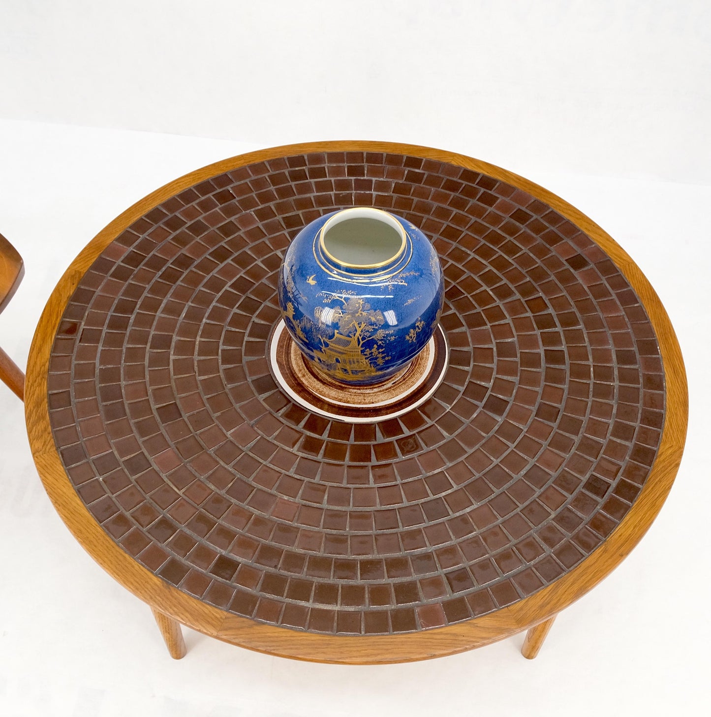 Gordon Martz Tile Mosaic Round Top Coffee Table on Tapered Dowel Legs MINT!