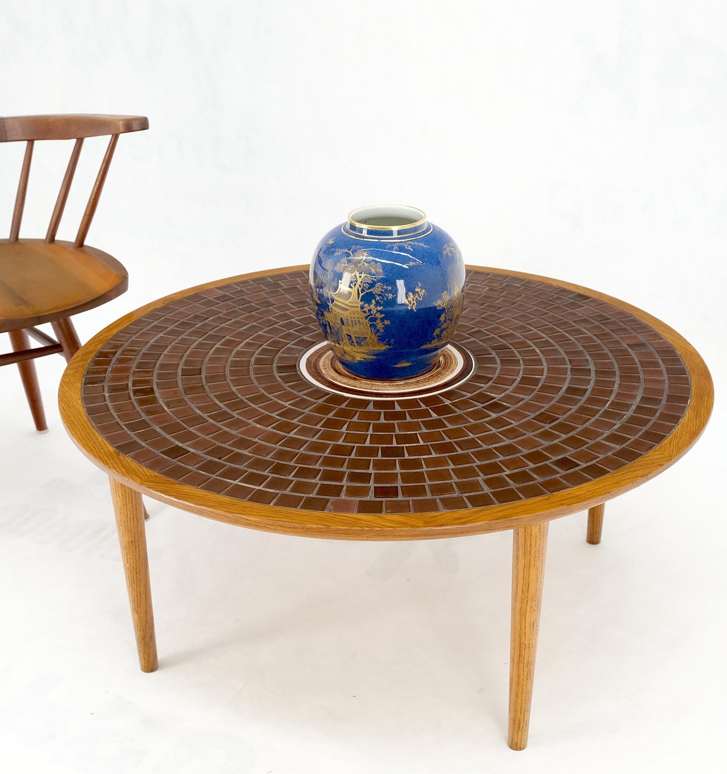 Gordon Martz Tile Mosaic Round Top Coffee Table on Tapered Dowel Legs MINT!