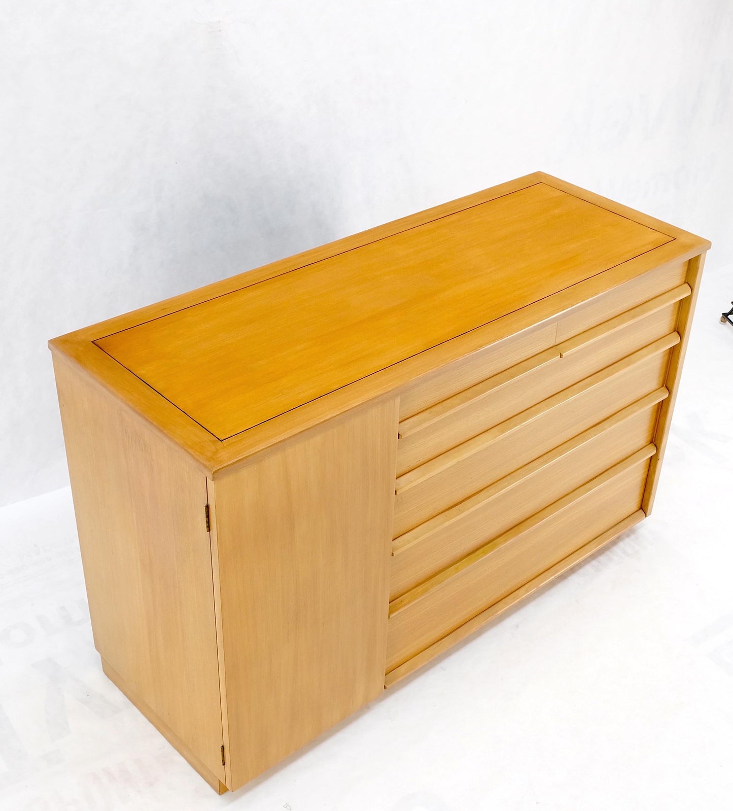 Mid-Century Modern Blond Birch 6 Drawers One Door Compartment Dresser Credenza