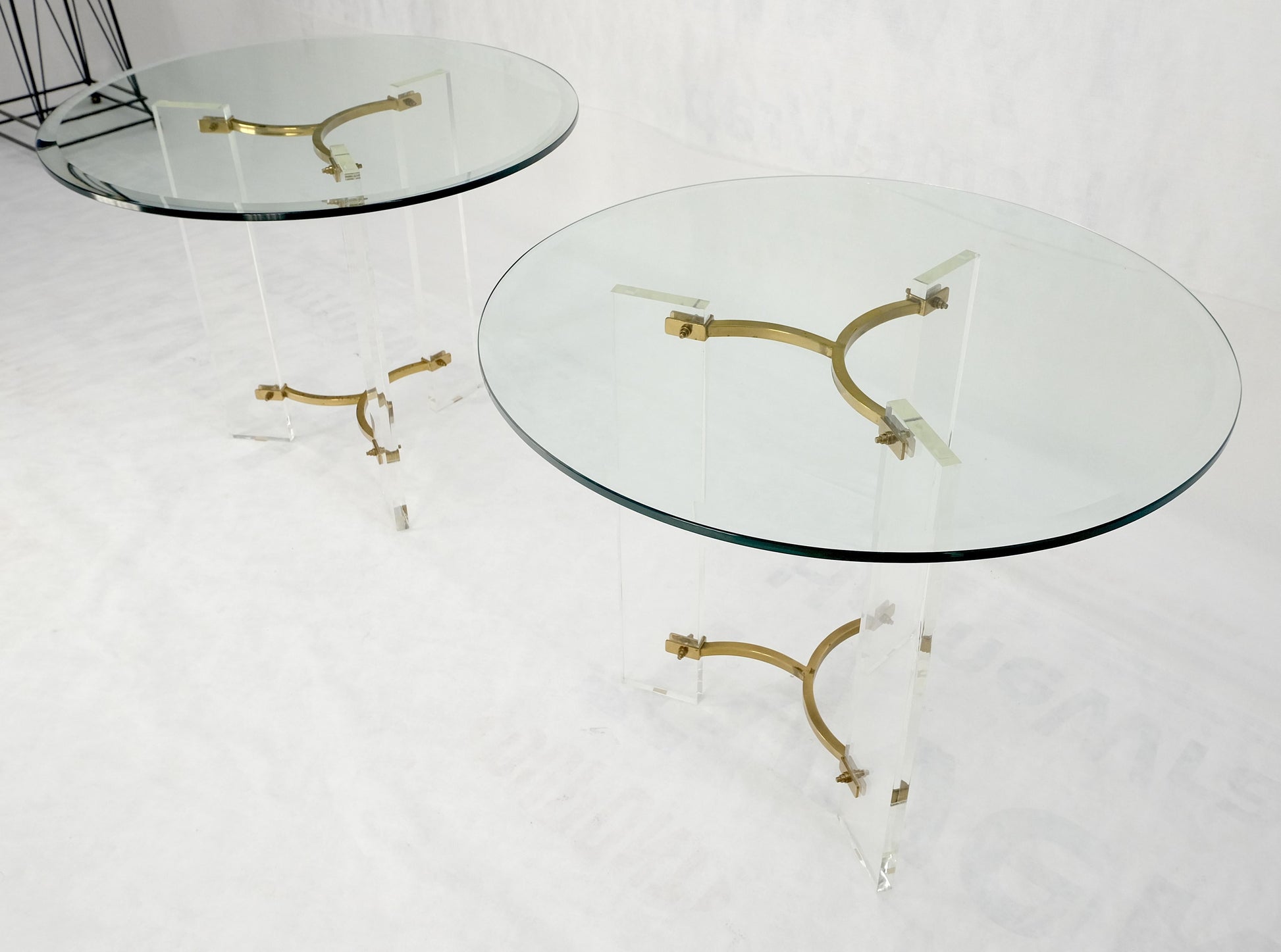 EstablishedLines Pair of Glass Top Lucite & Brass Bases End Side Occasional Tables Stands MINT!