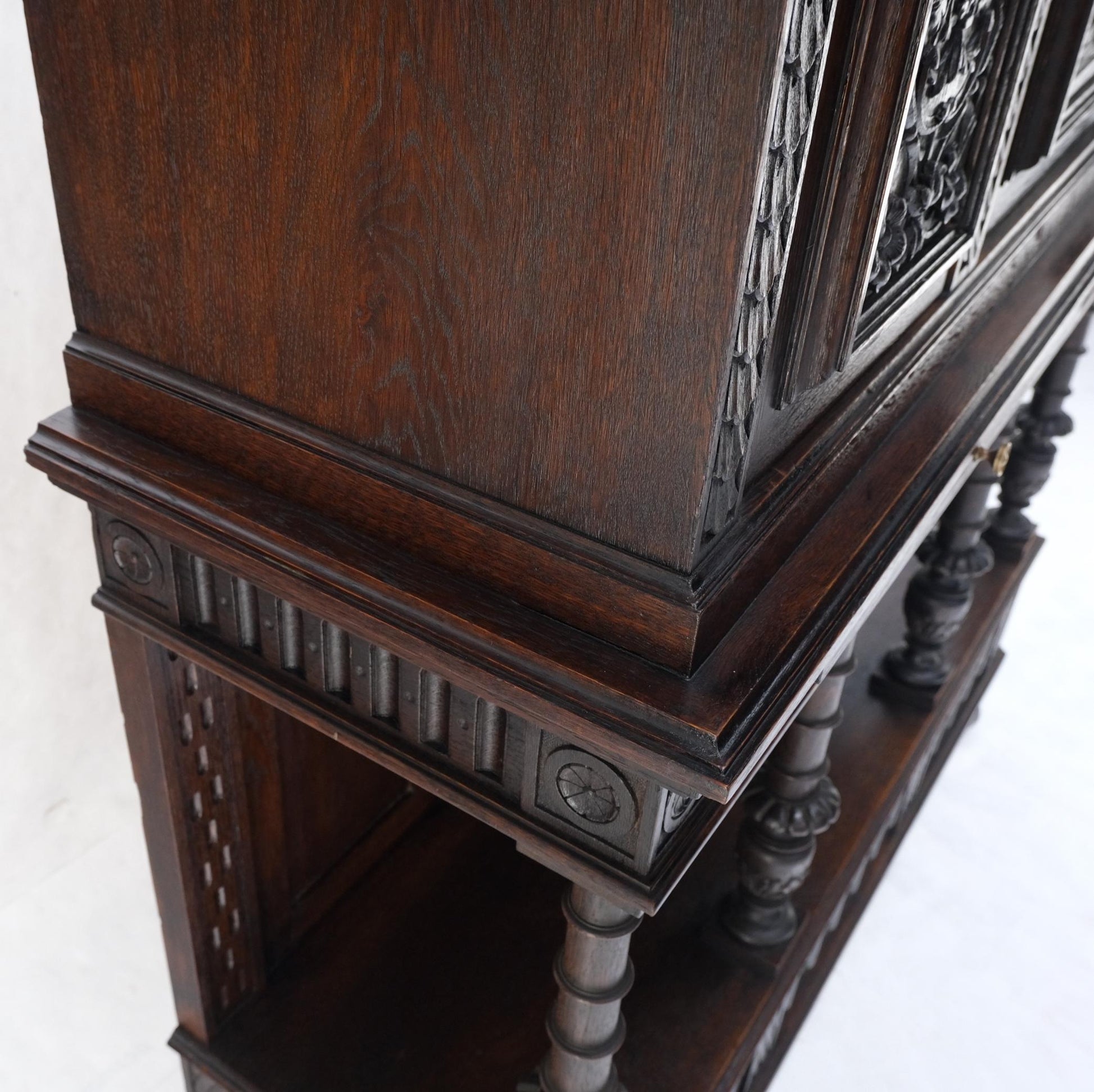 EstablishedLines Carved Oak Jacobean Style 3 Doors Drawers Server Credenza Cabinet Cupboard Mint