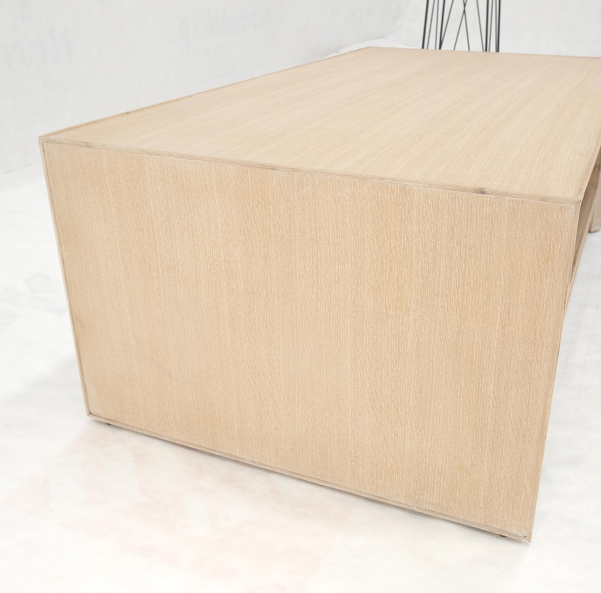Cerused White Oak Two Drawers One Shelf Mid Century Modern Coffee Table MINT!