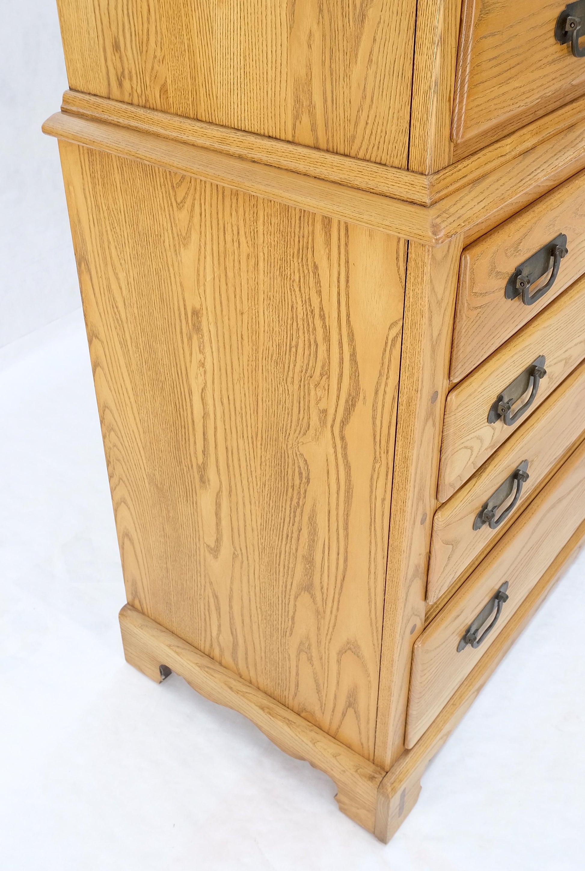 Solid Chestnut 8 Drawers High Chest Dresser Phenomenal Craftsmanship MINT!