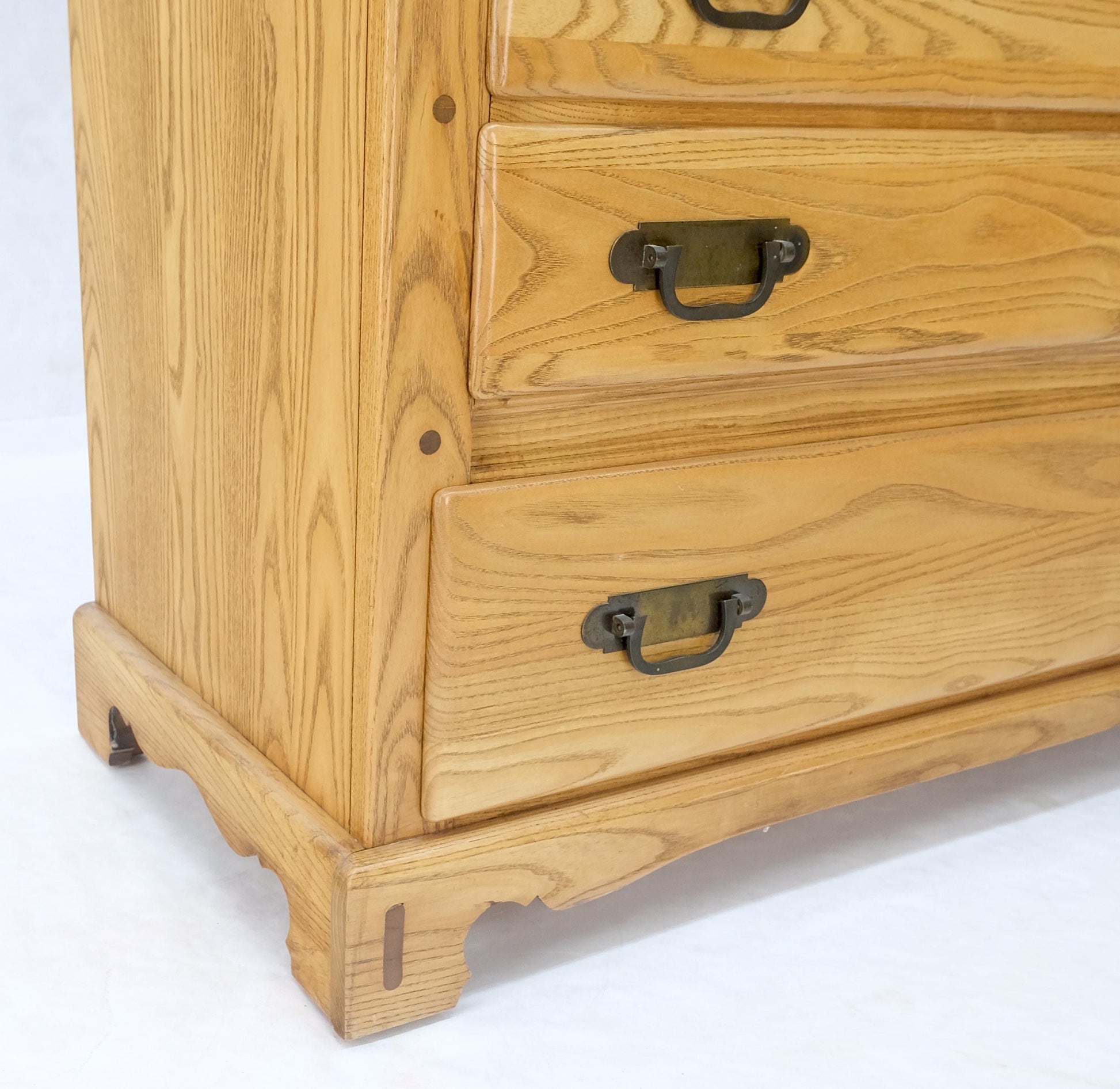Solid Chestnut 8 Drawers High Chest Dresser Phenomenal Craftsmanship MINT!