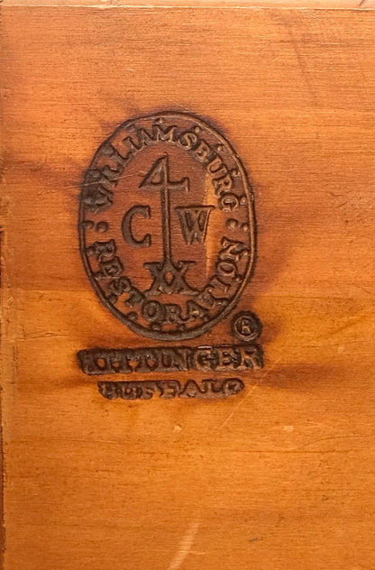 EstablishedLines Kittinger Williamsburg Restoration 3 Drawers Queen An Walnut Sideboard MINT