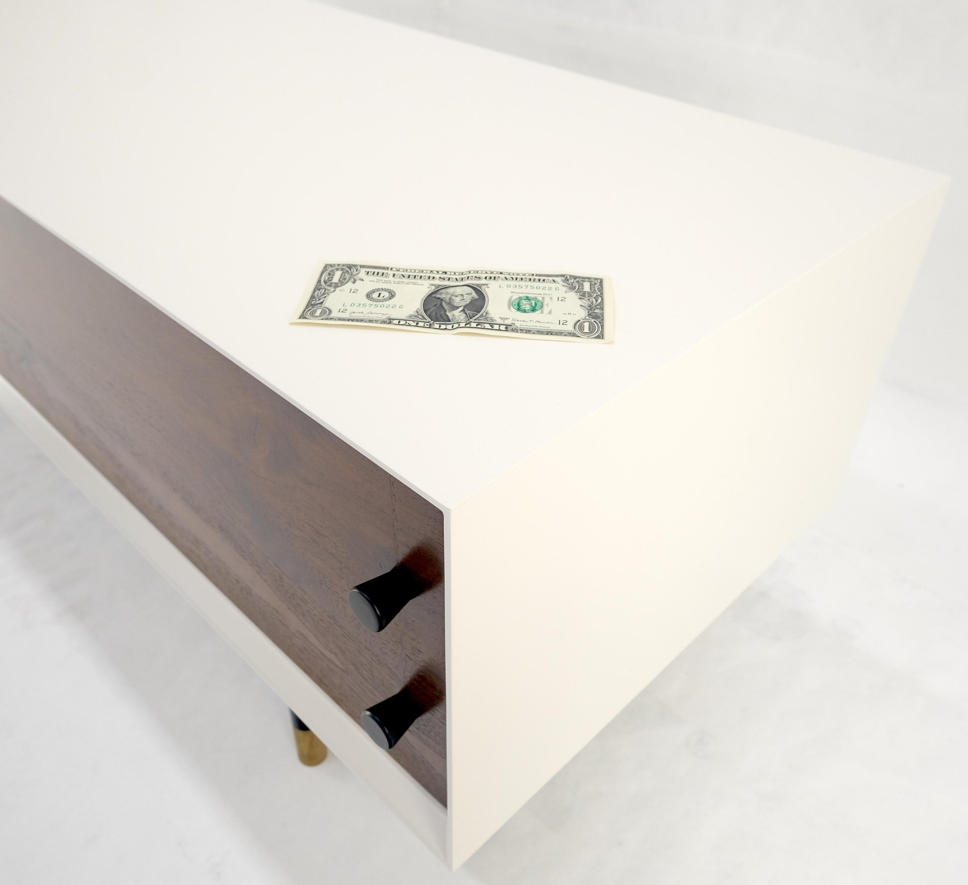 EstablishedLines Low Profile White Lacquer Oiled Walnut Drawers TV Stand Credenza Console MINT!