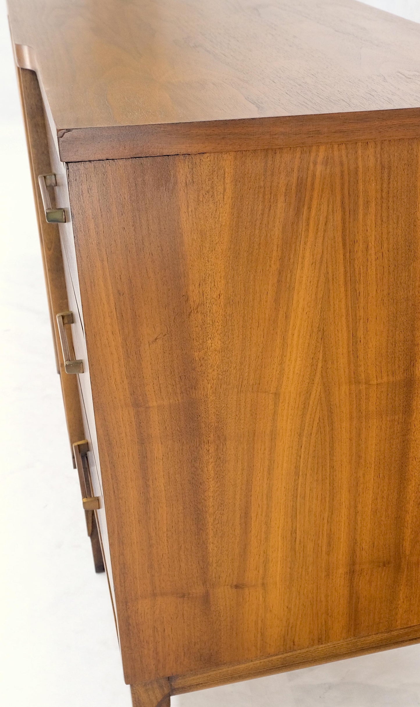 American Walnut Mid-Century Modern Double Doors 9 Drawers Dresser Credenza MINT!