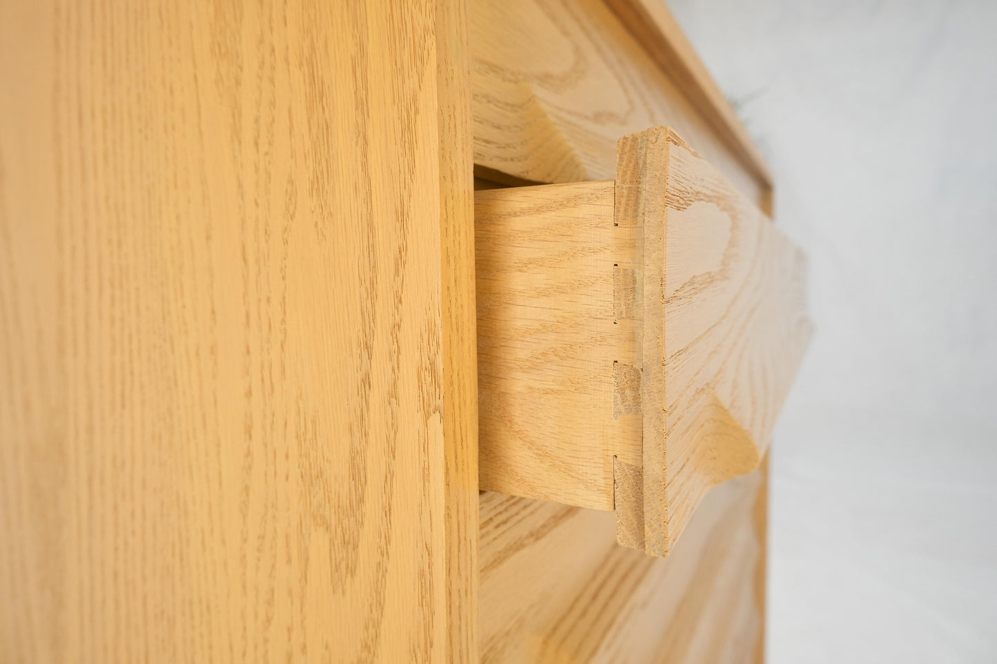 EstablishedLines Solid Oak Cerused High Boy Chest of 5 Drawers Dresser Sculptural Legs MINT!