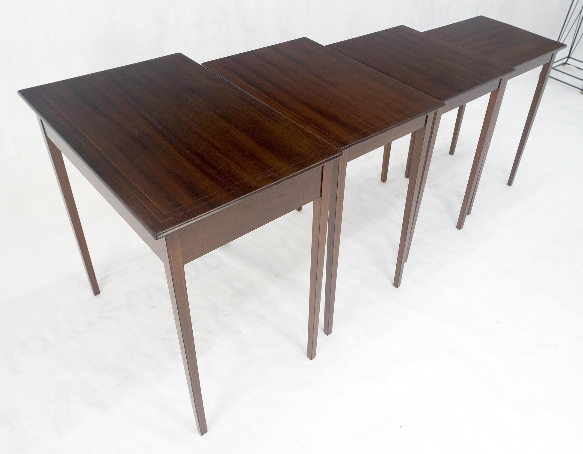 EstablishedLines Set of 4 Elegant Tapered Legs Mahogany Federal Nesting Side End Tables MINT
