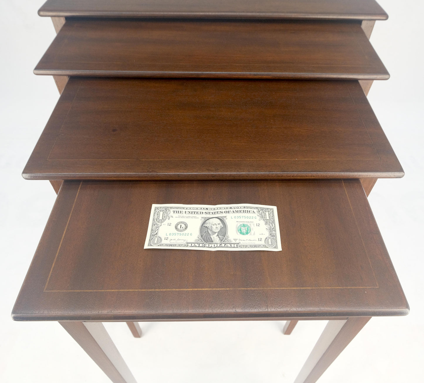 EstablishedLines Set of 4 Elegant Tapered Legs Mahogany Federal Nesting Side End Tables MINT