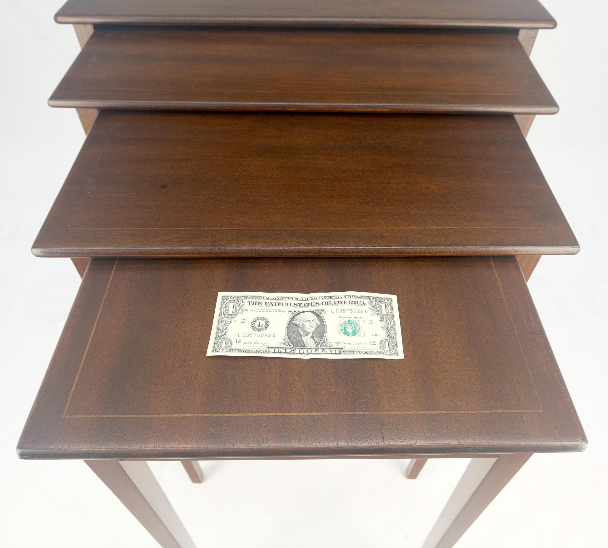 EstablishedLines Set of 4 Elegant Tapered Legs Mahogany Federal Nesting Side End Tables MINT