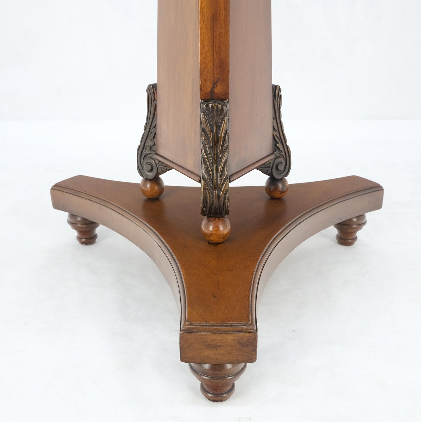 EstablishedLines Deco Banded Mahogany Mother of Pearl Inlay Round Lamp Center Gueridon Table MINT