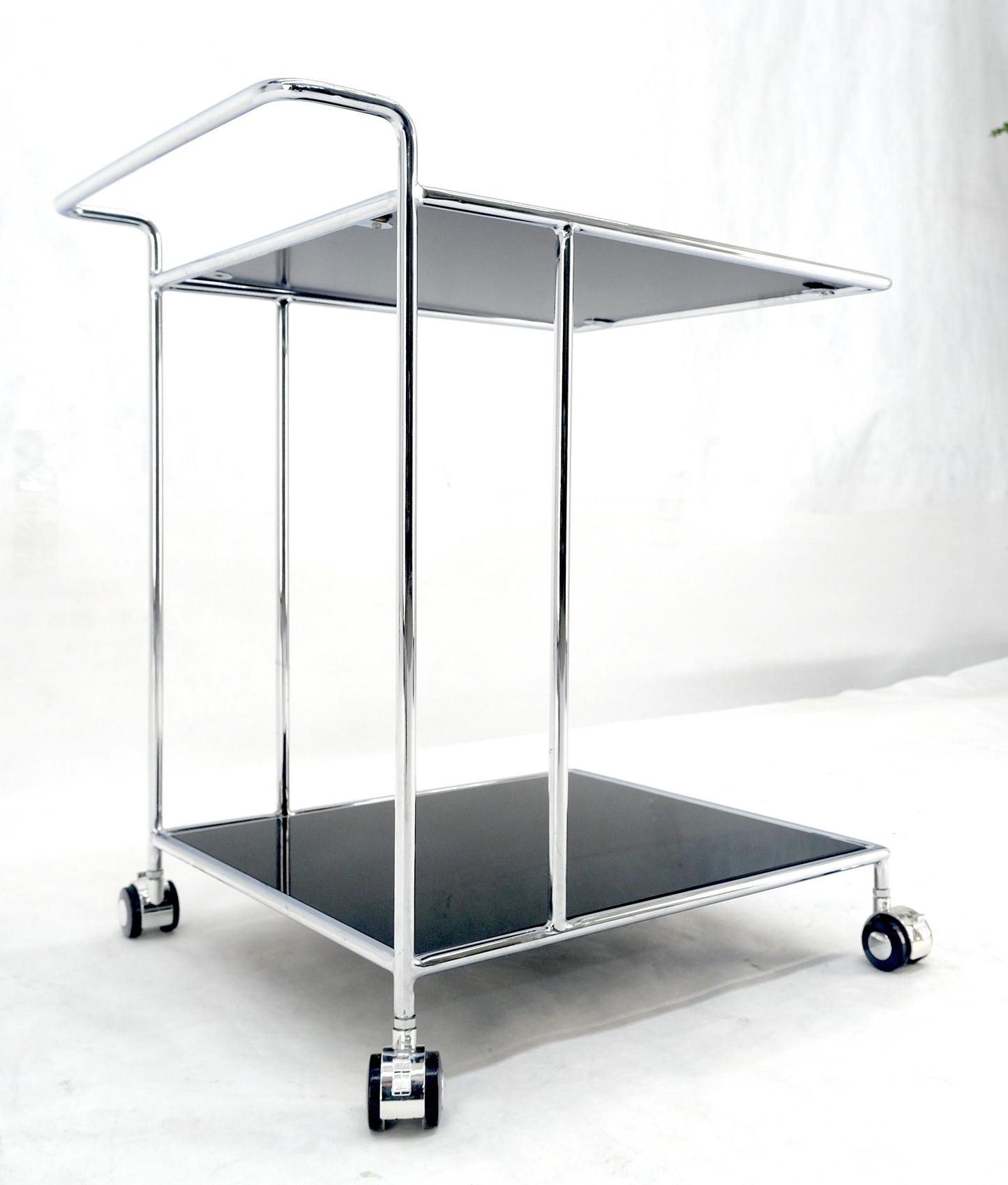 EstablishedLines Compact 16x20 Smoked Glass Shelves Two Tier Italian Serving Cart on Wheels MINT