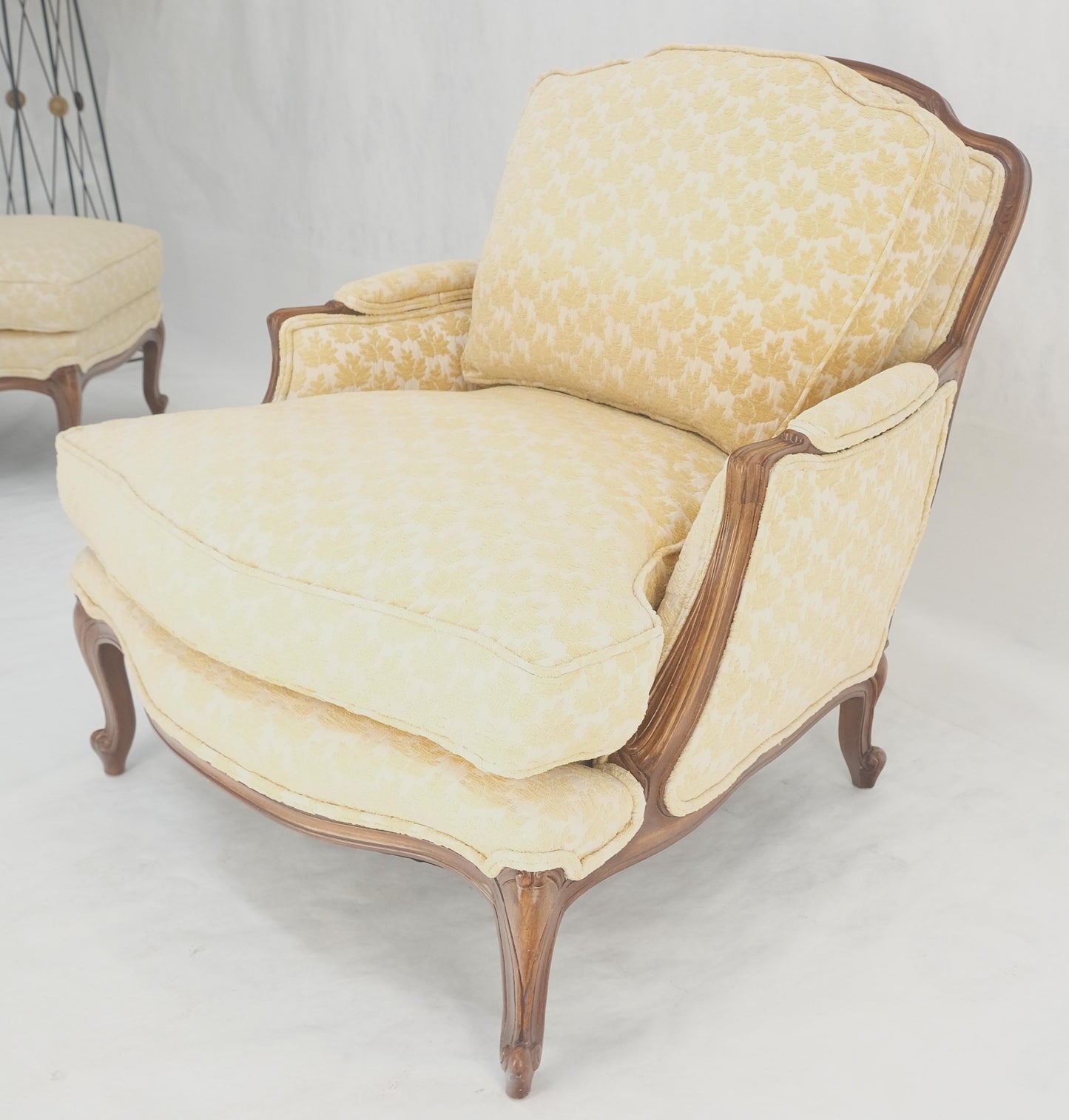 Wide Carved Walnut Frame French Arm Chair w/ Matching Ottoman Chaise Super Clean