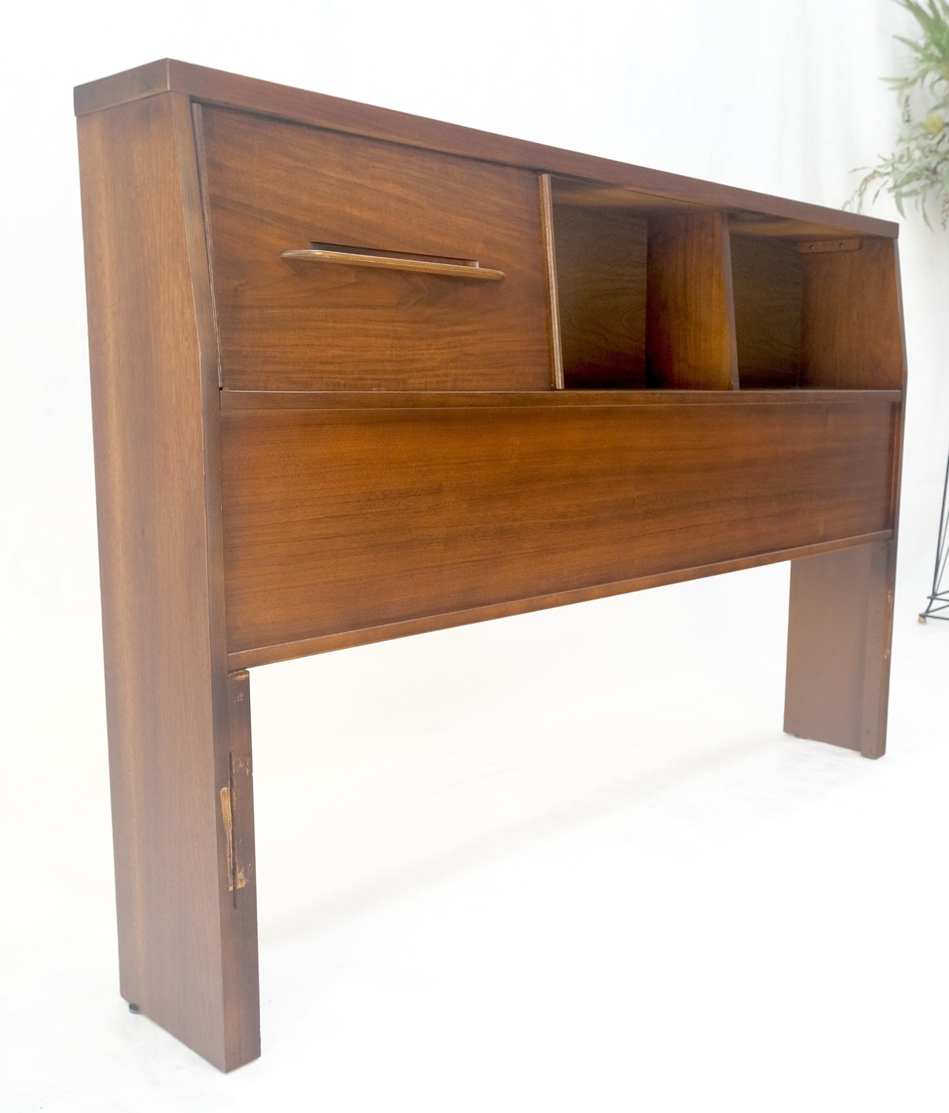 EstablishedLines 1970s Oiled Walnut Storage Compartment Wedge Shape Full Size HeadBoard Bed MINT