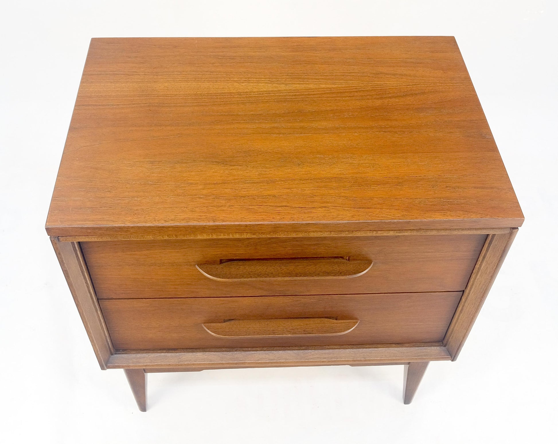 EstablishedLines Two Drawer American Oiled Walnut Sculpted Wood Pulls Night Stand Cabinet MINT!