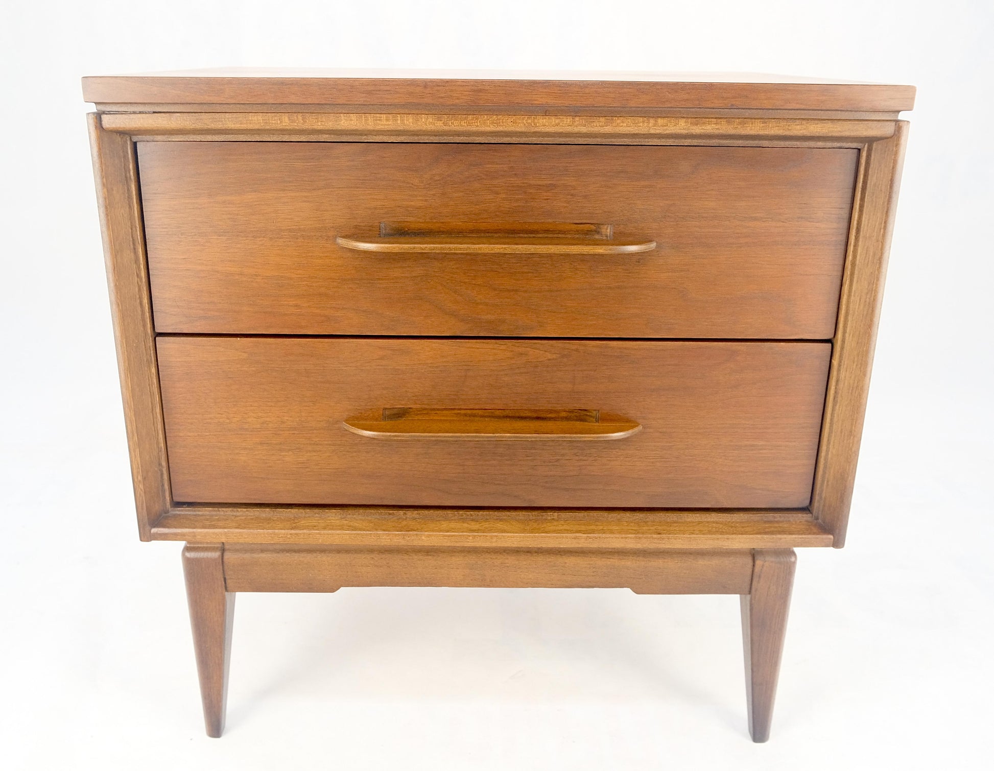 EstablishedLines Two Drawer American Oiled Walnut Sculpted Wood Pulls Night Stand Cabinet MINT!