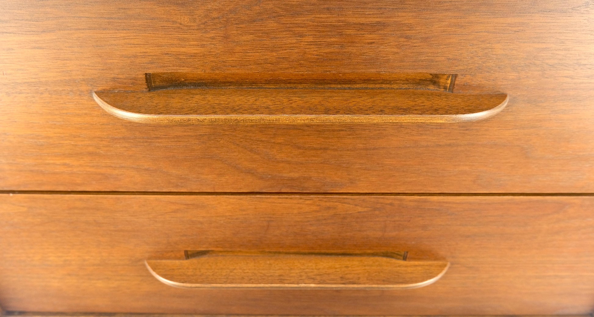 EstablishedLines Two Drawer American Oiled Walnut Sculpted Wood Pulls Night Stand Cabinet MINT!