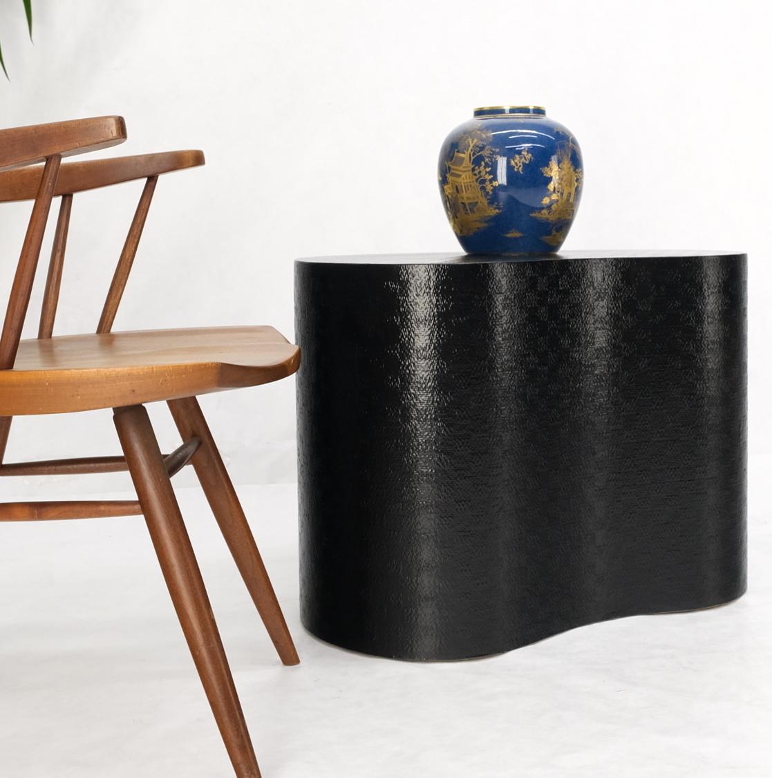 EstablishedLines Kidney Shape Black Lacquer Raffia Cloth Wrapped Side End Coffee Table