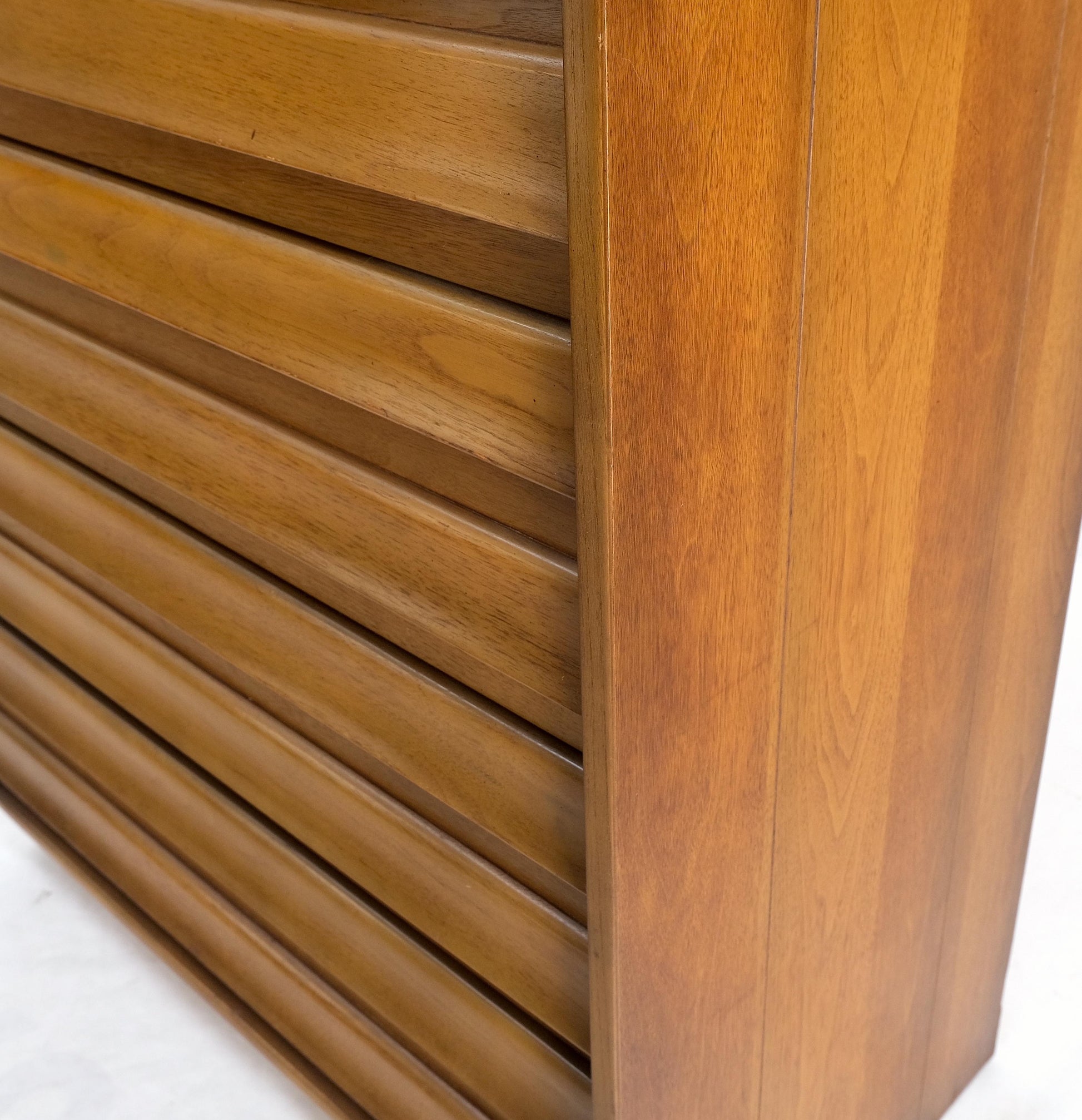 EstablishedLines American Mid-Century Modern Light Walnut 5 Drawers High Chest Dresser Mint!