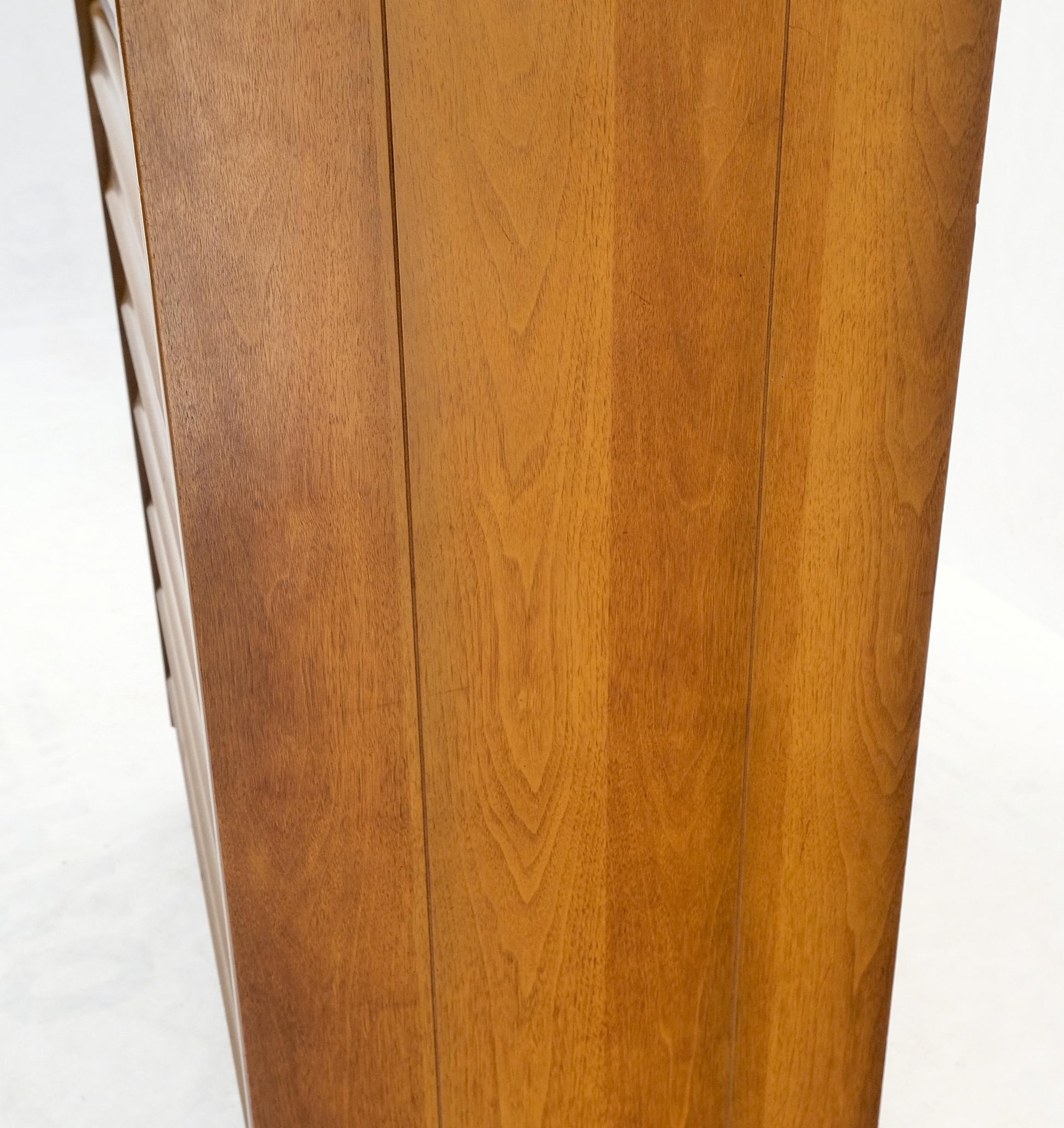 EstablishedLines American Mid-Century Modern Light Walnut 5 Drawers High Chest Dresser Mint!