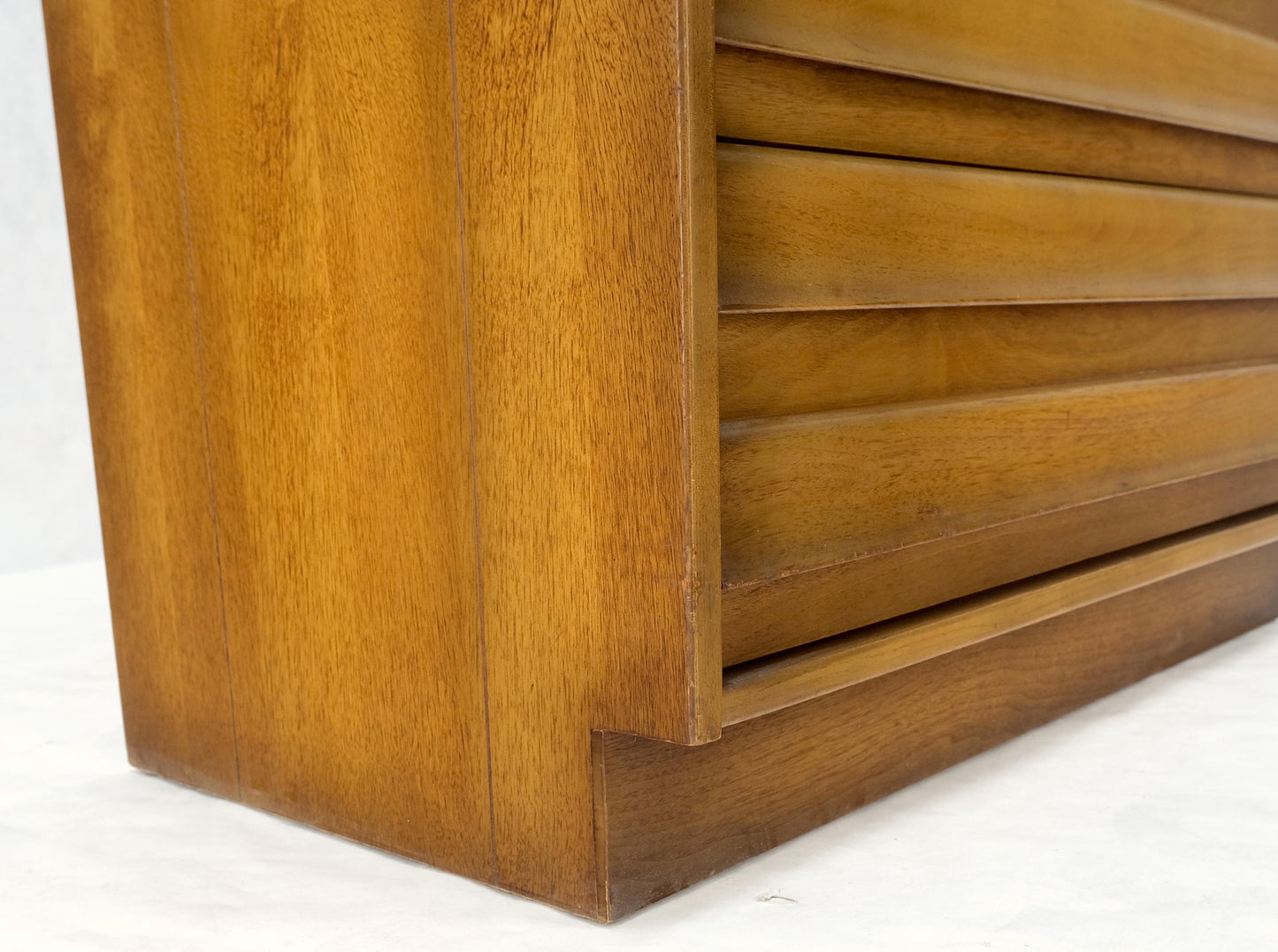 EstablishedLines American Mid-Century Modern Light Walnut 5 Drawers High Chest Dresser Mint!
