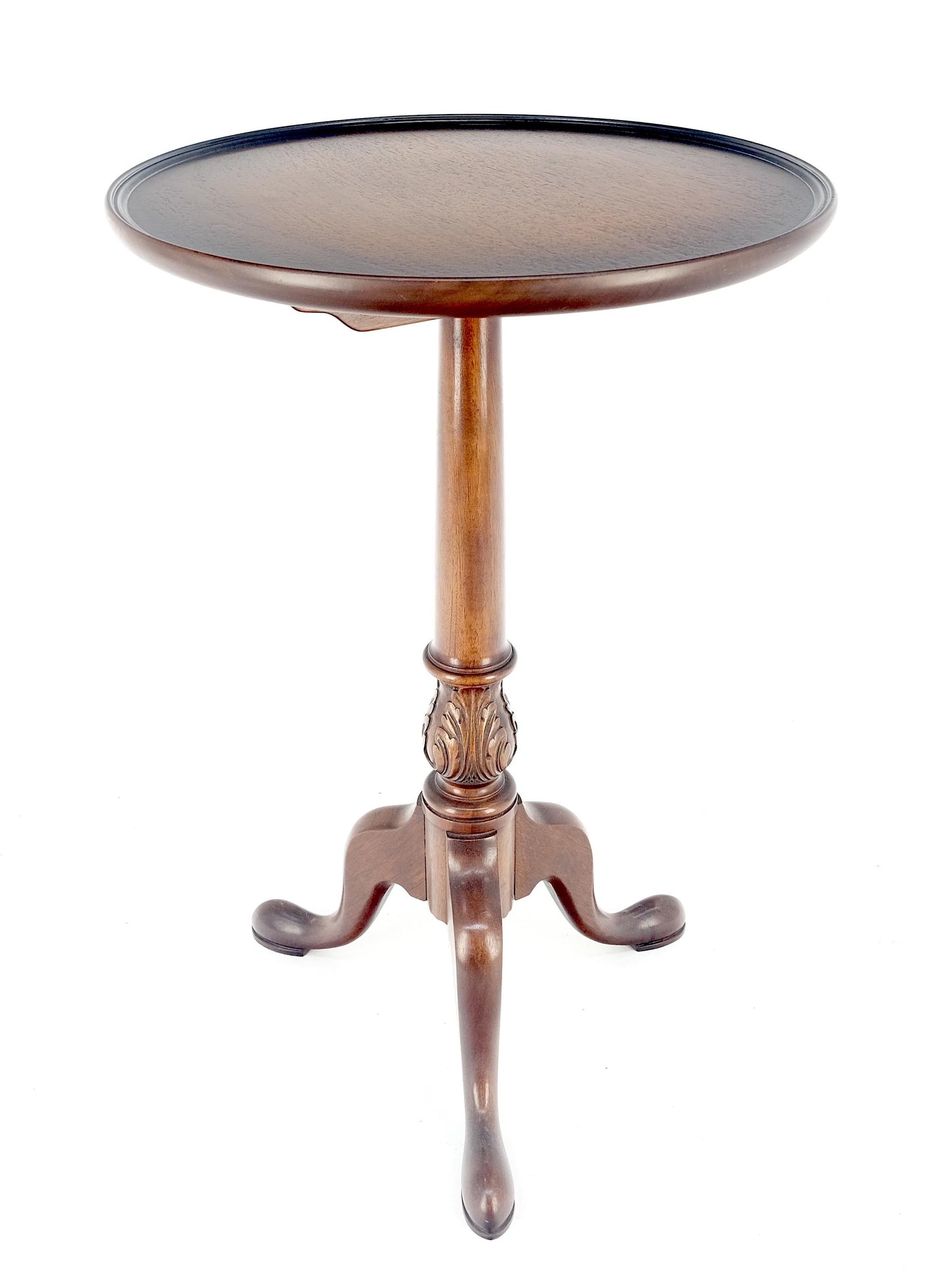 EstablishedLines Antique c1920s Carved Mahogany Tripod Base Round Pie Crust Edge Lamp Side Table