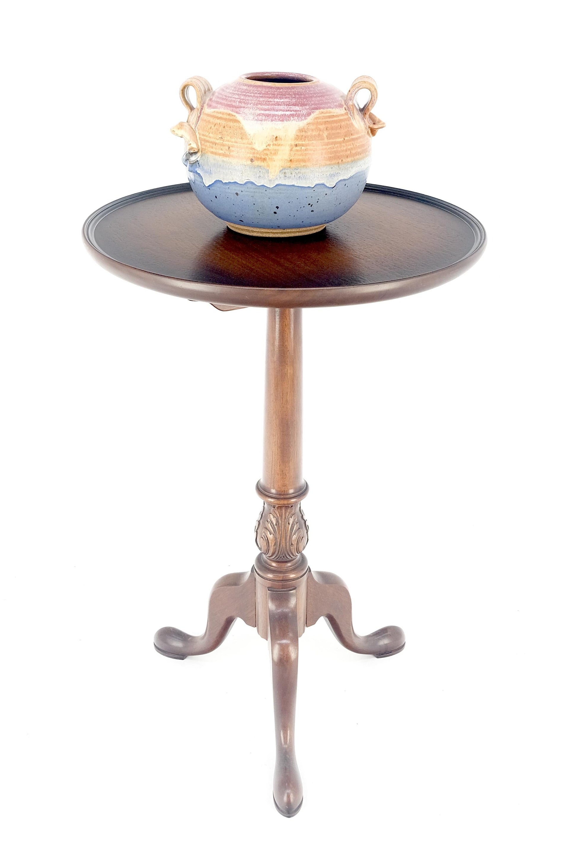 EstablishedLines Antique c1920s Carved Mahogany Tripod Base Round Pie Crust Edge Lamp Side Table