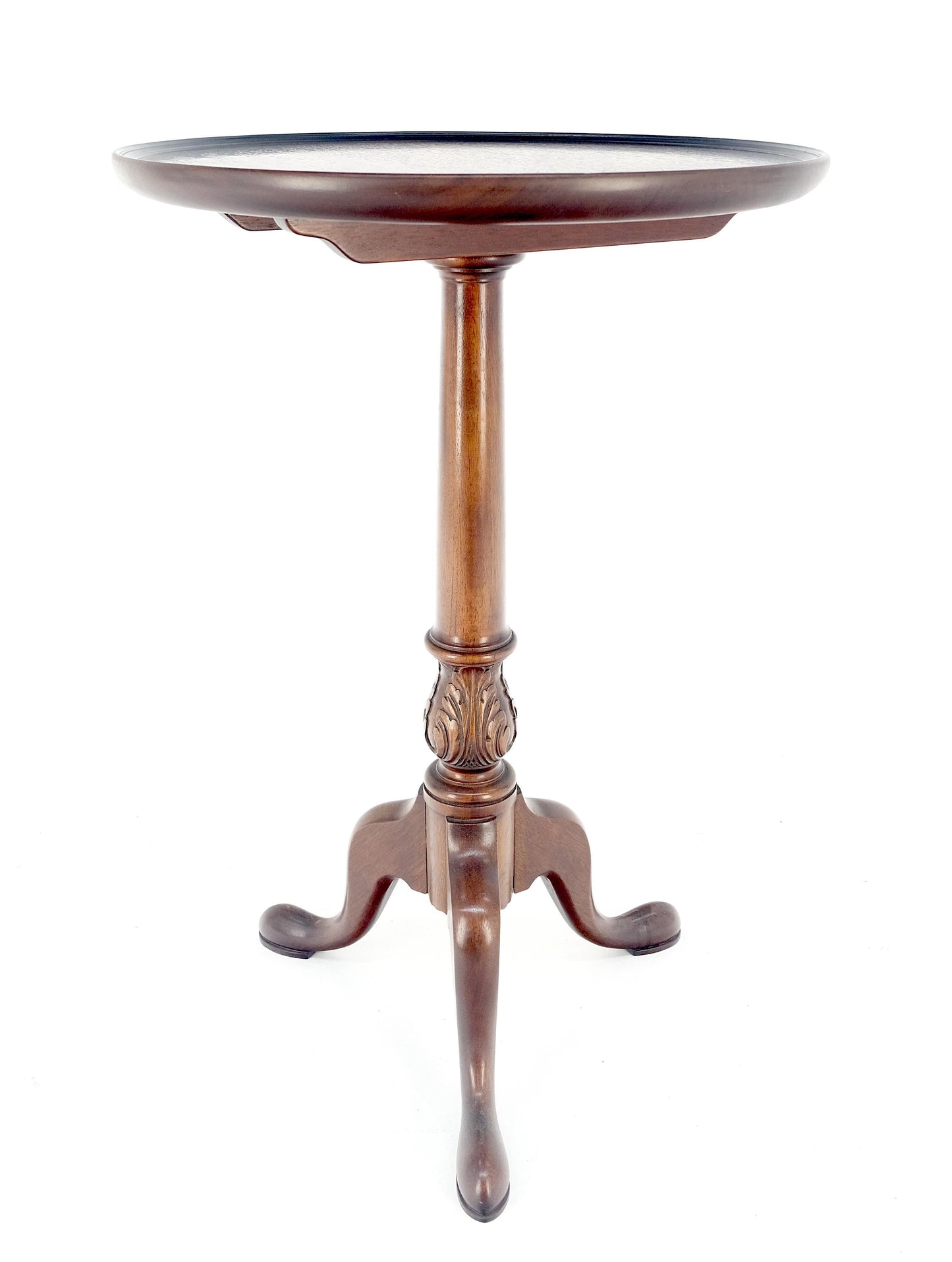 EstablishedLines Antique c1920s Carved Mahogany Tripod Base Round Pie Crust Edge Lamp Side Table