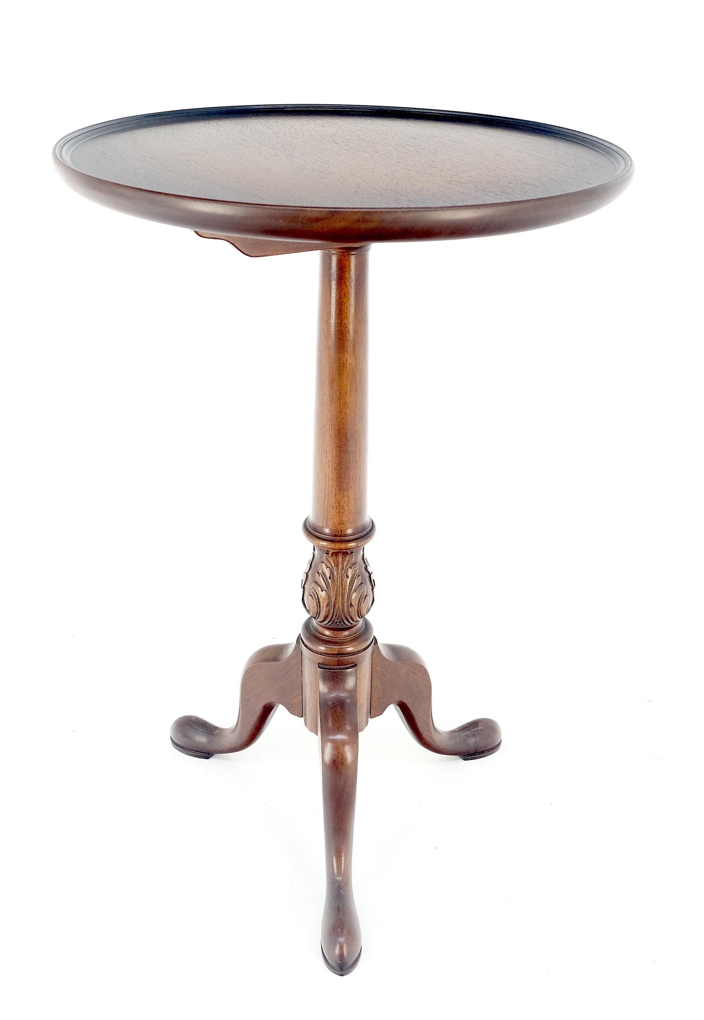 EstablishedLines Antique c1920s Carved Mahogany Tripod Base Round Pie Crust Edge Lamp Side Table