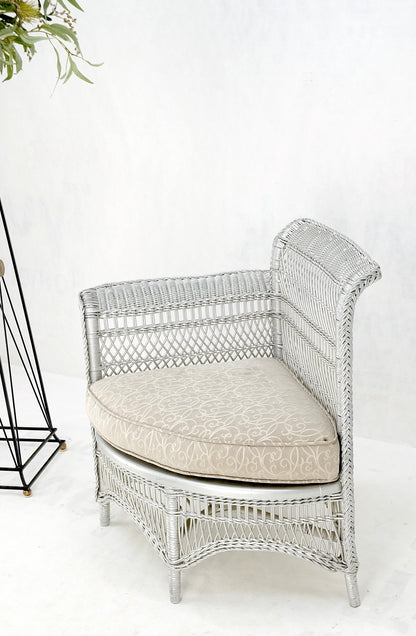 EstablishedLines Antique Wicker Corner Chair Finished Painted in Silver Metal Finish Mint