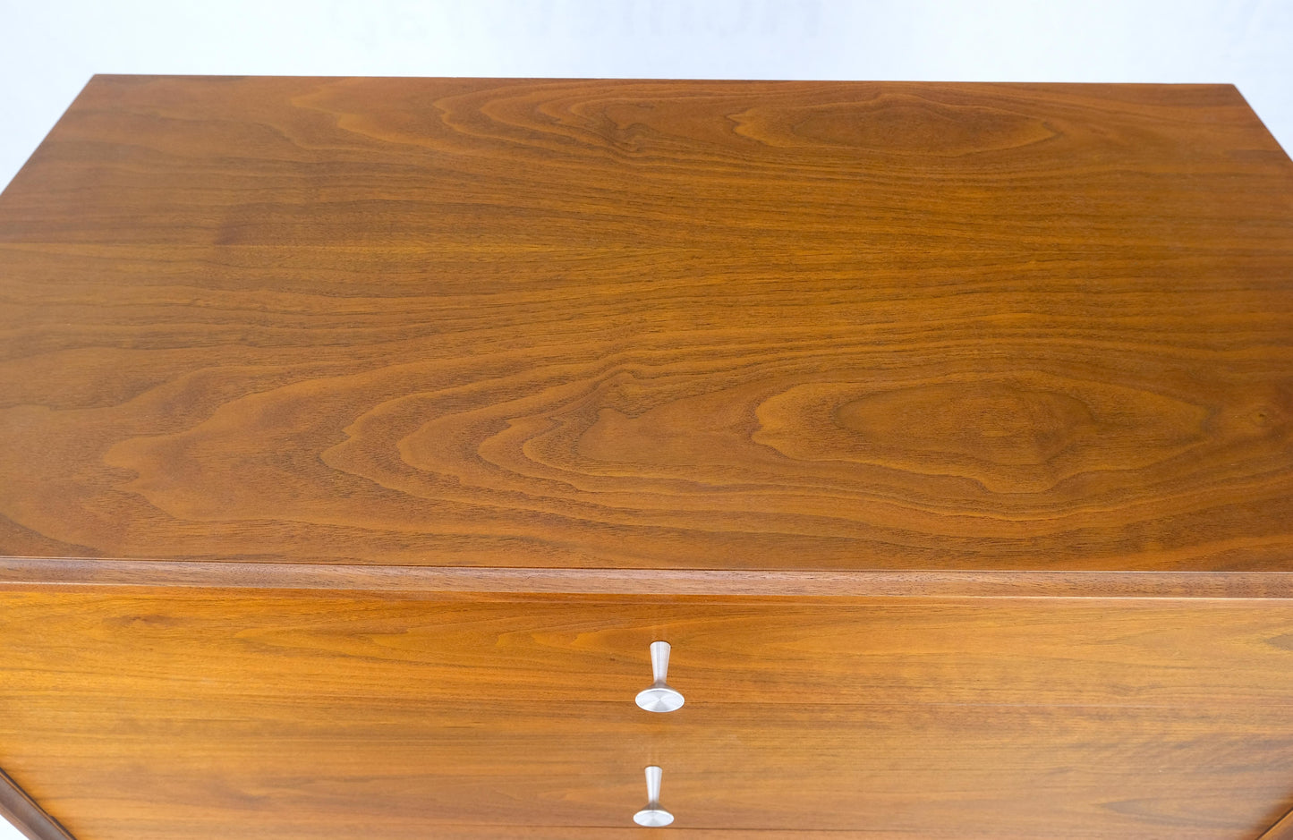 Jonn Stuart Mid Century Modern 3 Drawer Aluminum Pulls Bachelor Chest Dresser