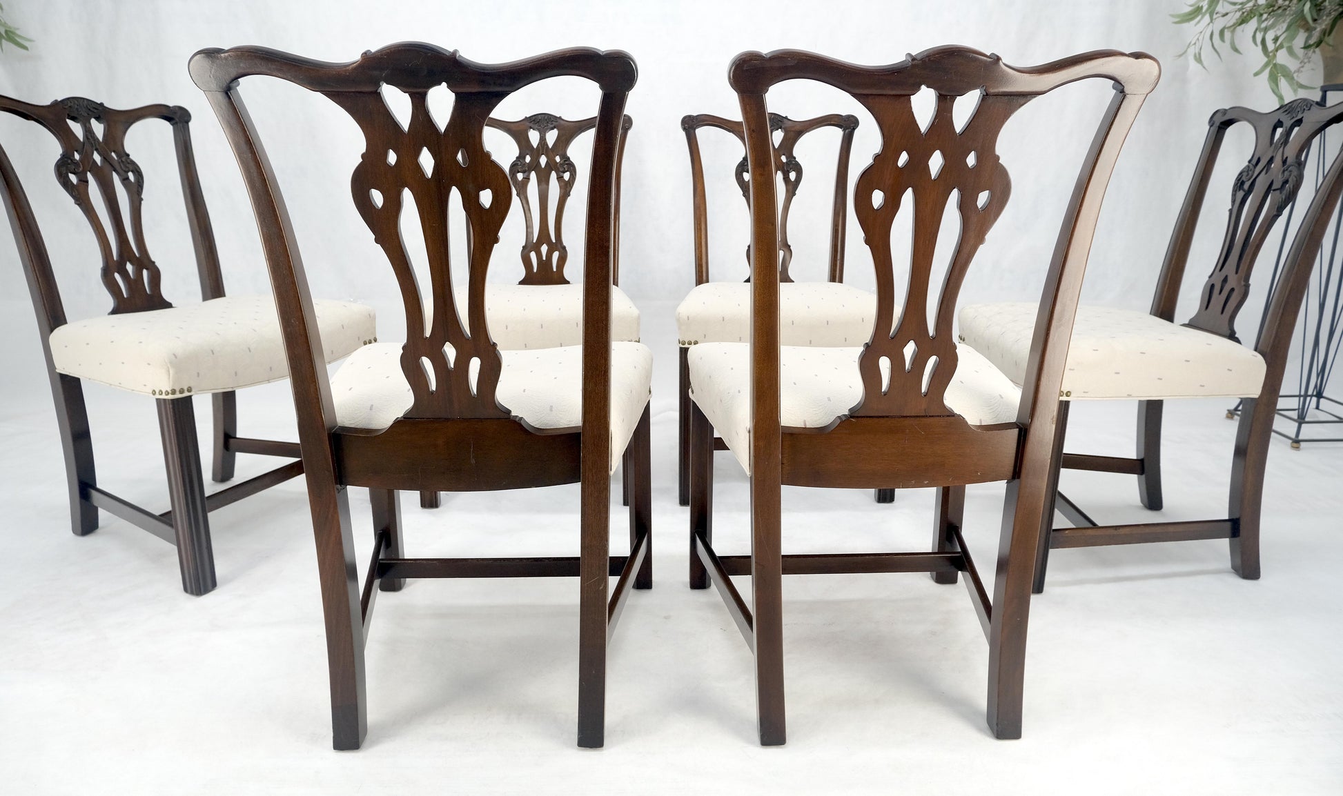 EstablishedLines Set of 6 c1940s Mahogany Fine Carved Chippendale Style Chairs Clean!