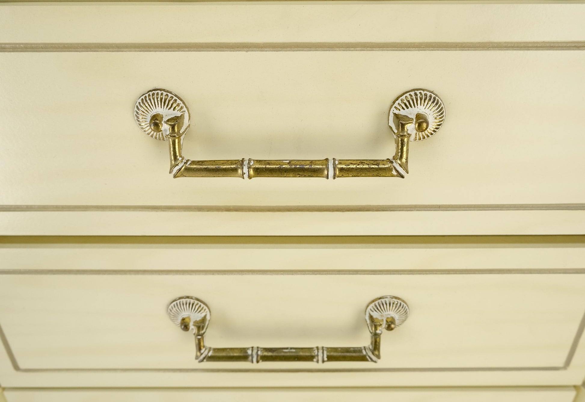 EstablishedLines: Faux Bamboo Beige White Lacquer 48" Tall 6 Drawer Lingerie Chest Dresser MINT! EstablishedLines: Faux Bamboo Beige White Lacquer 48" Tall 6 Drawer Lingerie Chest Dresser MINT!