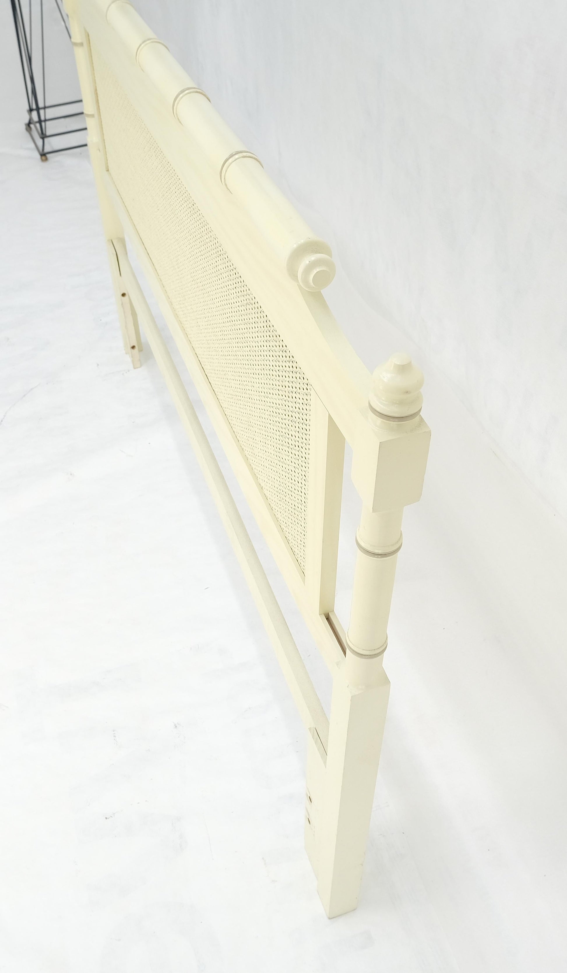 EstablishedLines Mid Century Modern Faux Bamboo Beige White Queen Size Headboard Bed MINT
