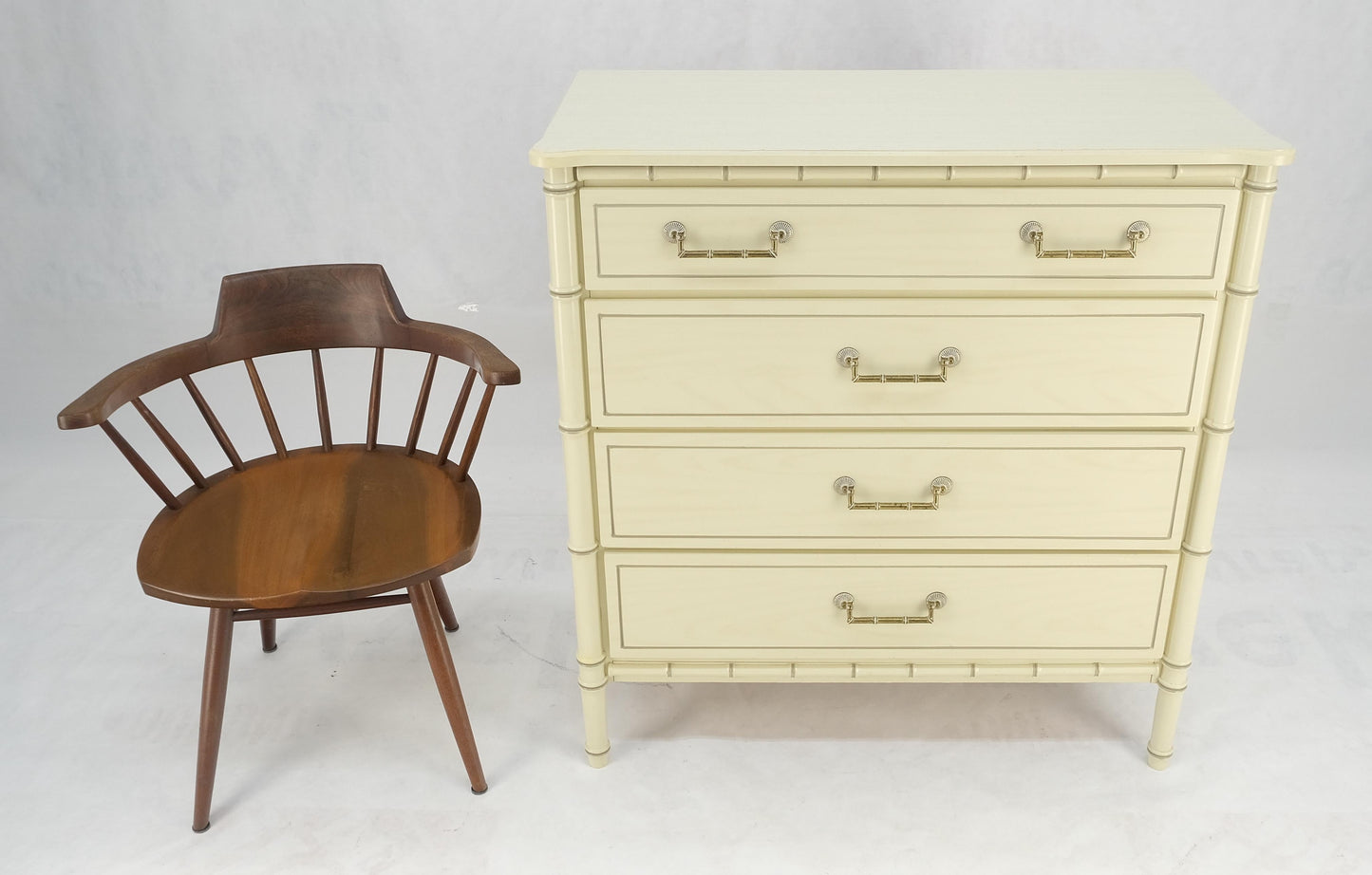 EstablishedLines Faux Bamboo Beige White Lacquer 4 Drawers Bachelor Chest Dresser MINT!