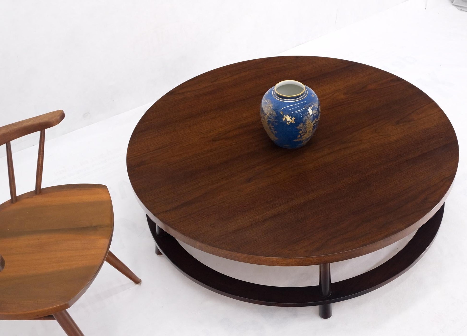EstablishedLines Gibbings for Widdicomb Mid-Century Modern Round Walnut Coffee Table Tapered Legs