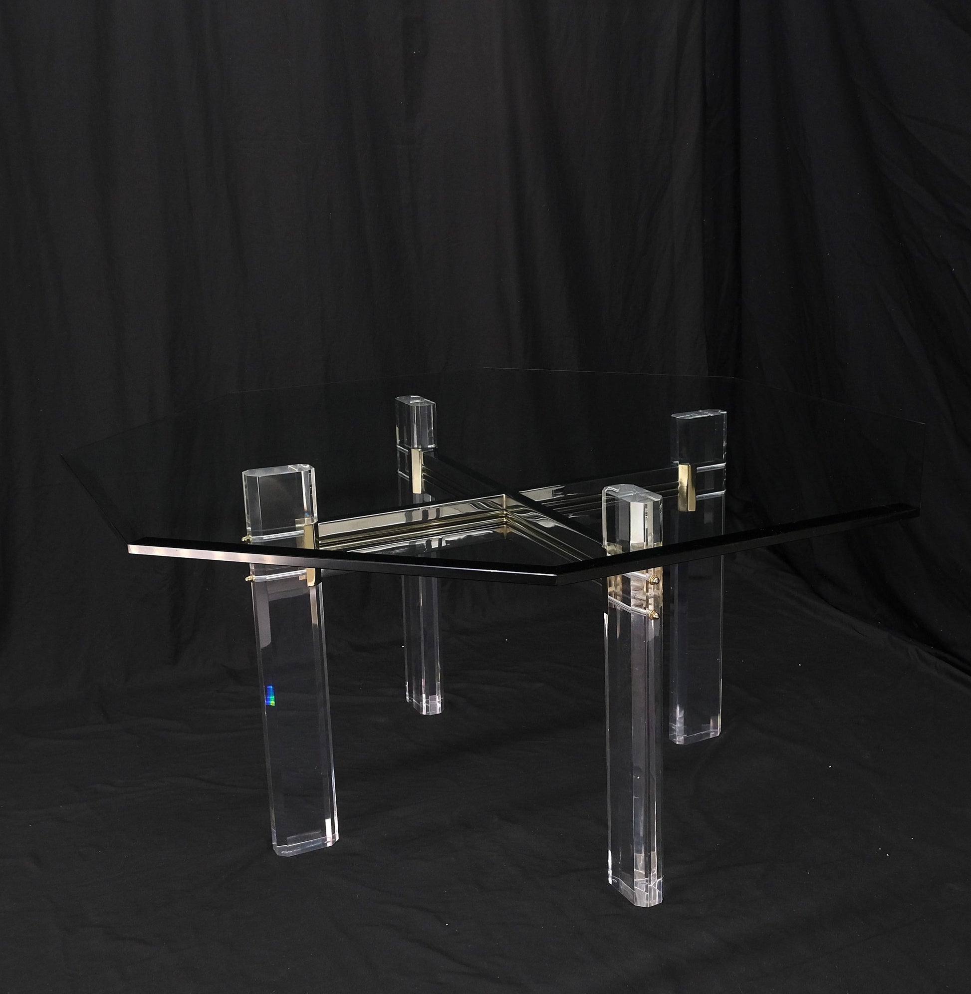EstablishedLines Glass Top Octagonal Shape Lucite Base Dining Conference Table Mint!