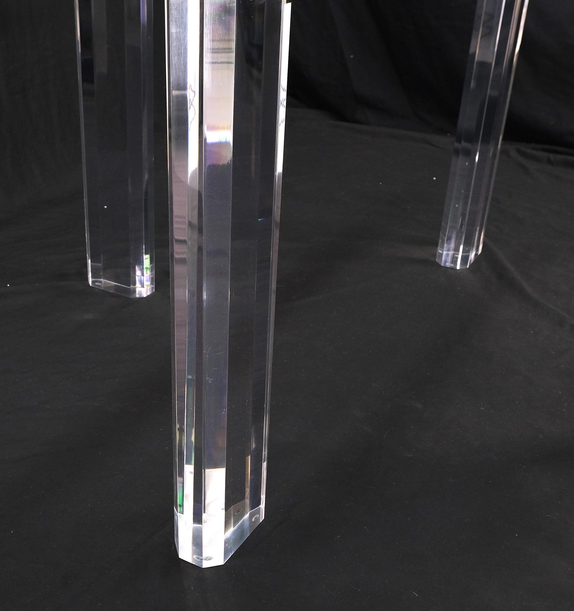 EstablishedLines Glass Top Octagonal Shape Lucite Base Dining Conference Table Mint!