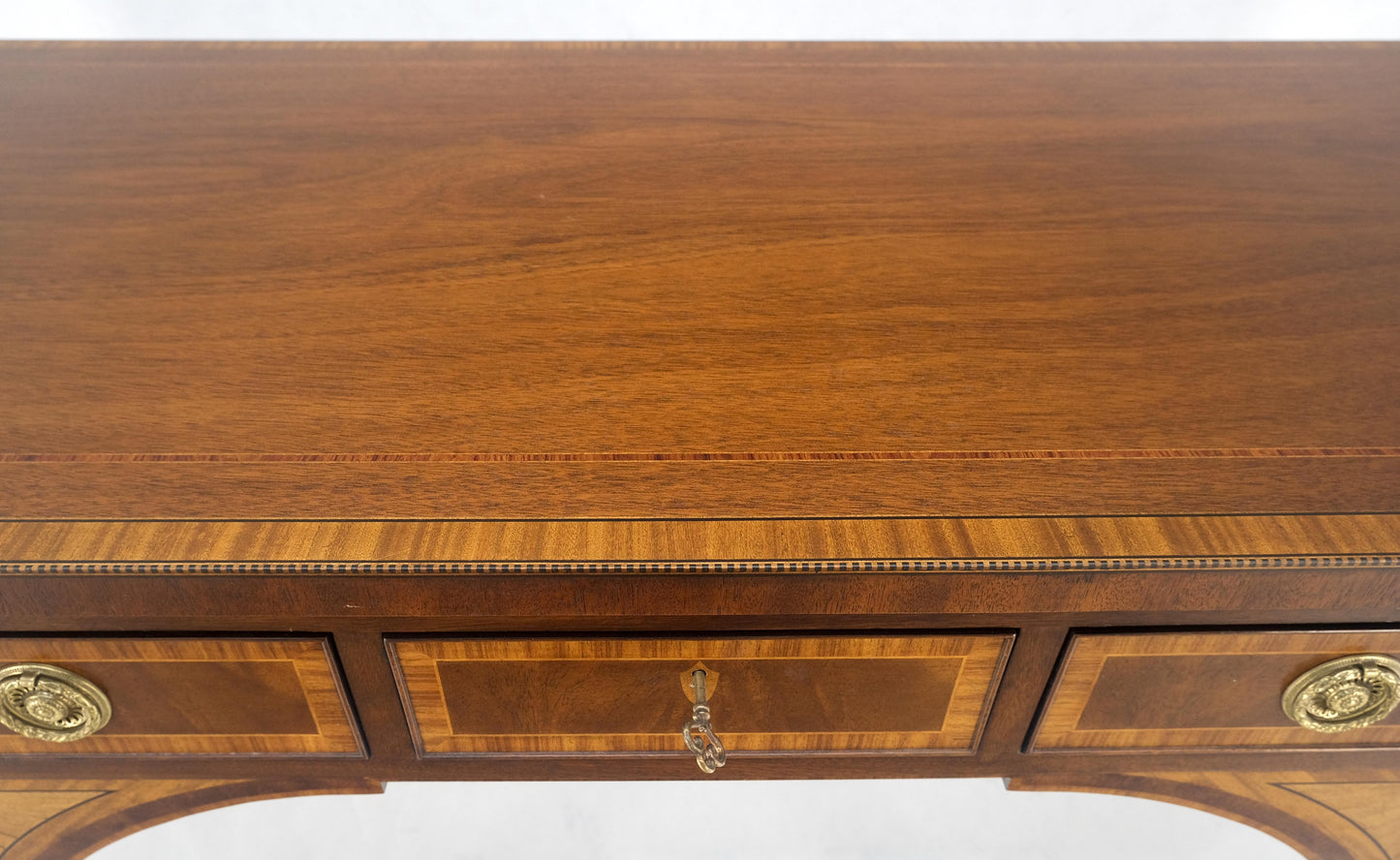 EstablishedLines Baker Mahogany Banded Top Hepplewhite Brass Castors Tapered Legs Sideboard MINT