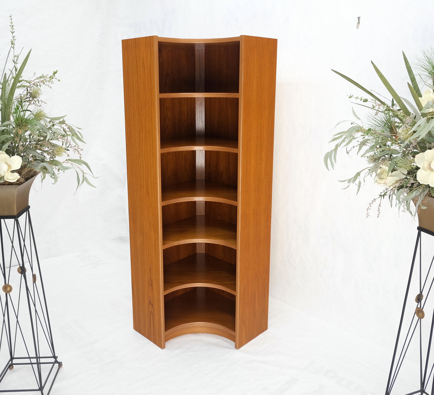 Danish Mid-Century Modern Corner Teak Bookcase Shelving Unit Etagere Mint!