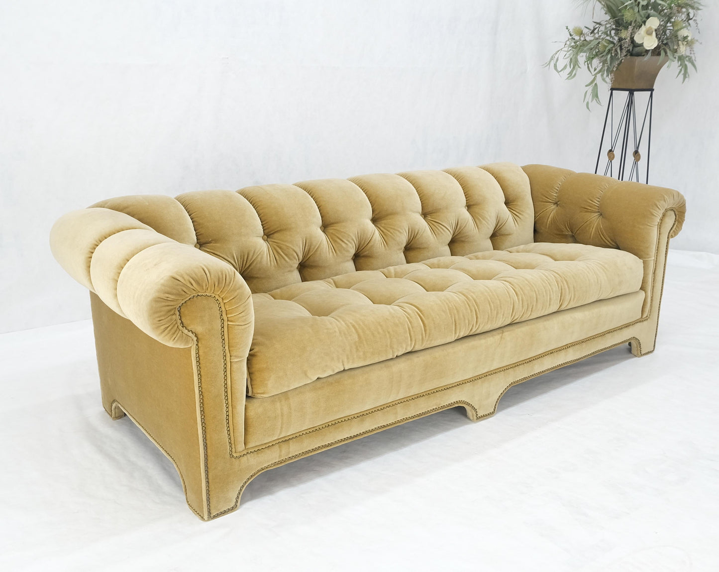 EstablishedLines Mid Century Tufted Chesterfield Gold Mohair Albert Hugo Cloud Shape Sofa MINT!
