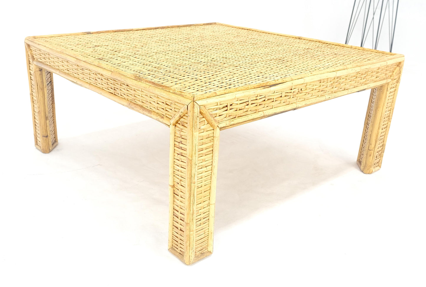 EstablishedLines Square Bamboo Rattan Mid Century Modern Parsons Style Coffee Center Table MINT