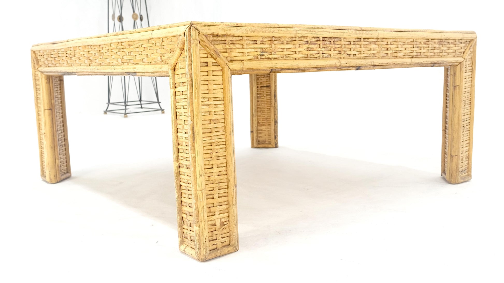 EstablishedLines Square Bamboo Rattan Mid Century Modern Parsons Style Coffee Center Table MINT