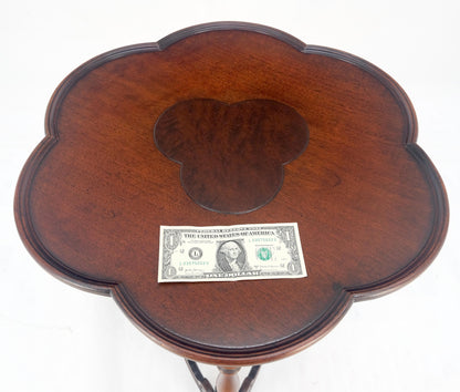 EstablishedLines Clover Shape Top Carved Triangle Base Side Lamp End Center Occasional Table MINT