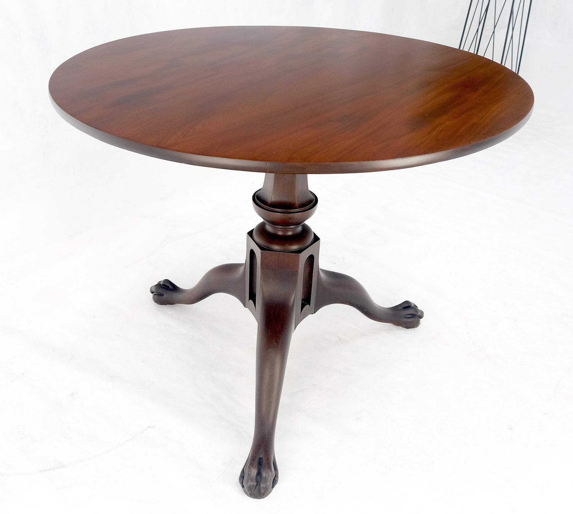 EstablishedLines 19th Century Solid Mahogany Tilt Top Claw Feet Lamp Side Center Breakfast Table