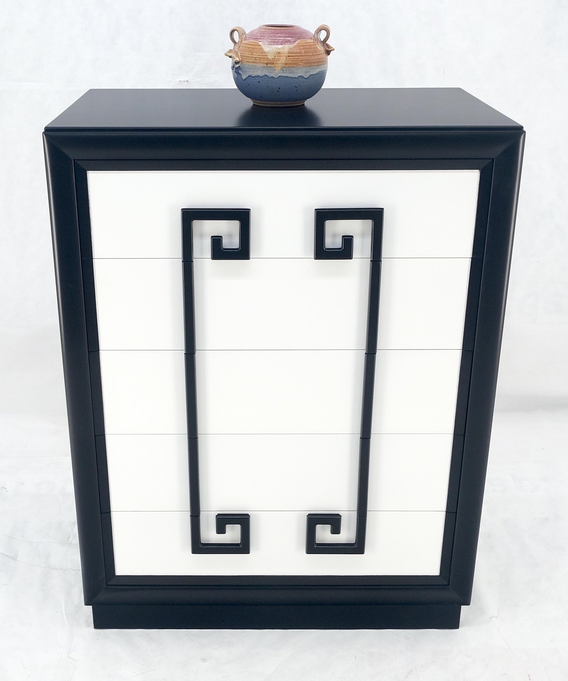 EstablishedLines Kittinger Black & White Lacquer Mandarin Chest of 5 Drawers Dresser MINT!