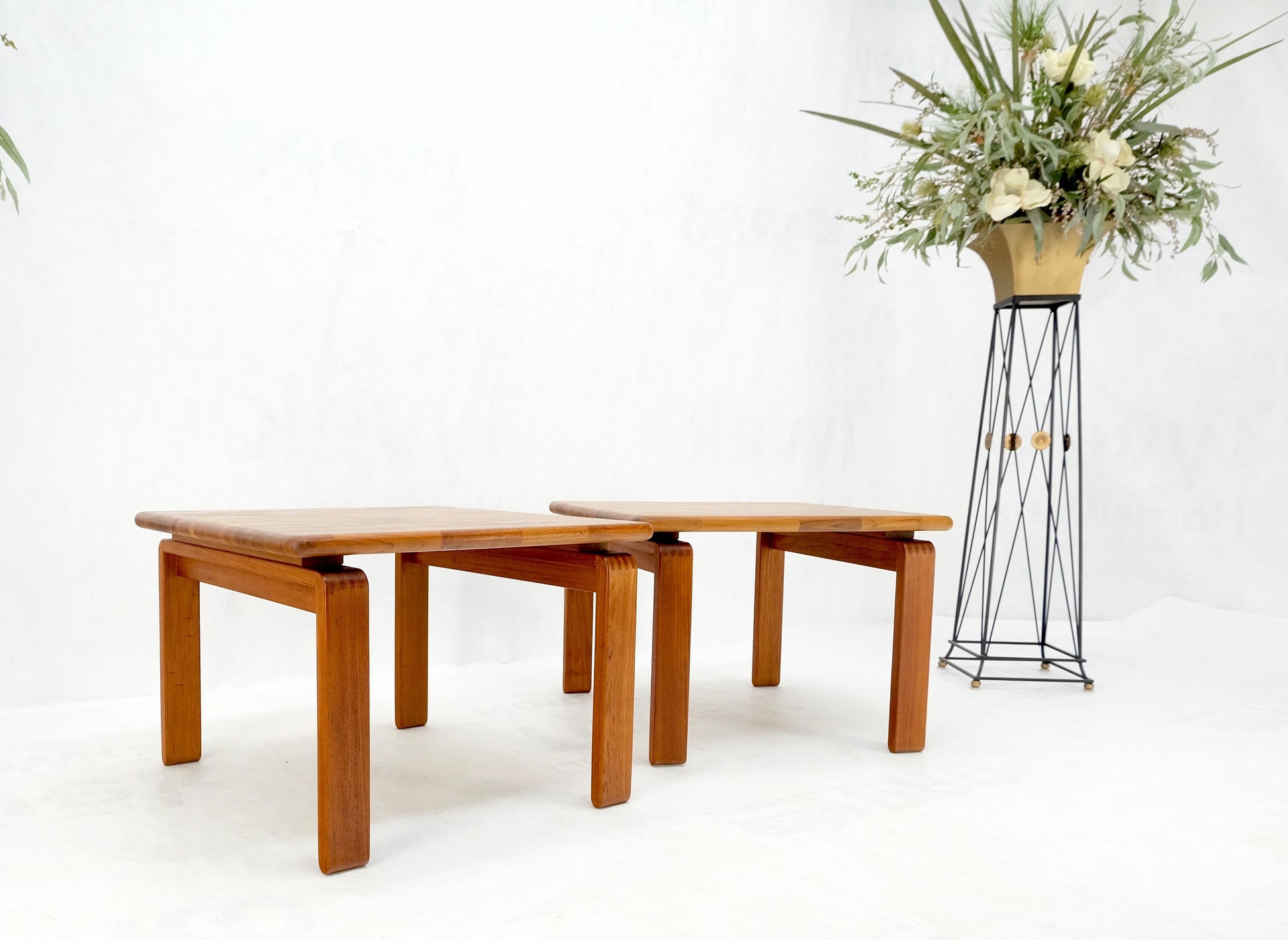EstablishedLines Pair of Solid Teak Danish Mid-Century Modern Square Side End Coffee Tables Mint