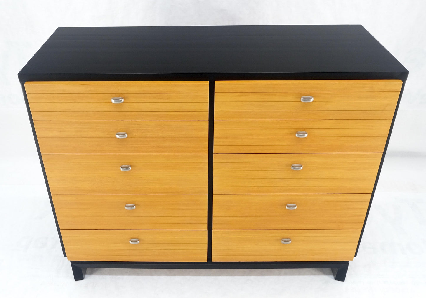 EstablishedLines American of Martinsville Black & Blond 10 Drawers Dresser on Bracket Feet MINT!
