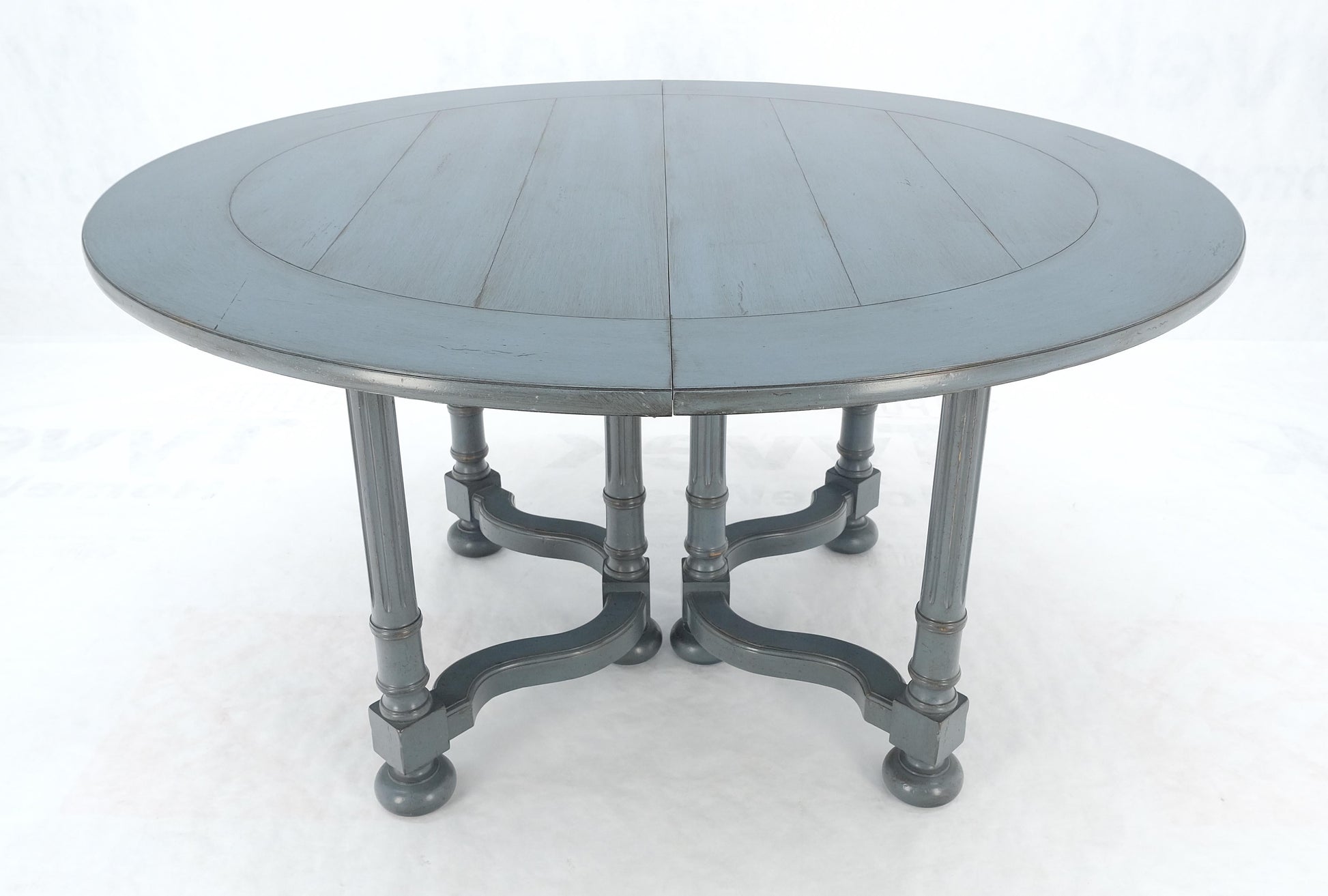 EstablishedLines Baker Round Blue Grey Wash Milk Paint Style Finish Dining Table 2 Leaves MINT!